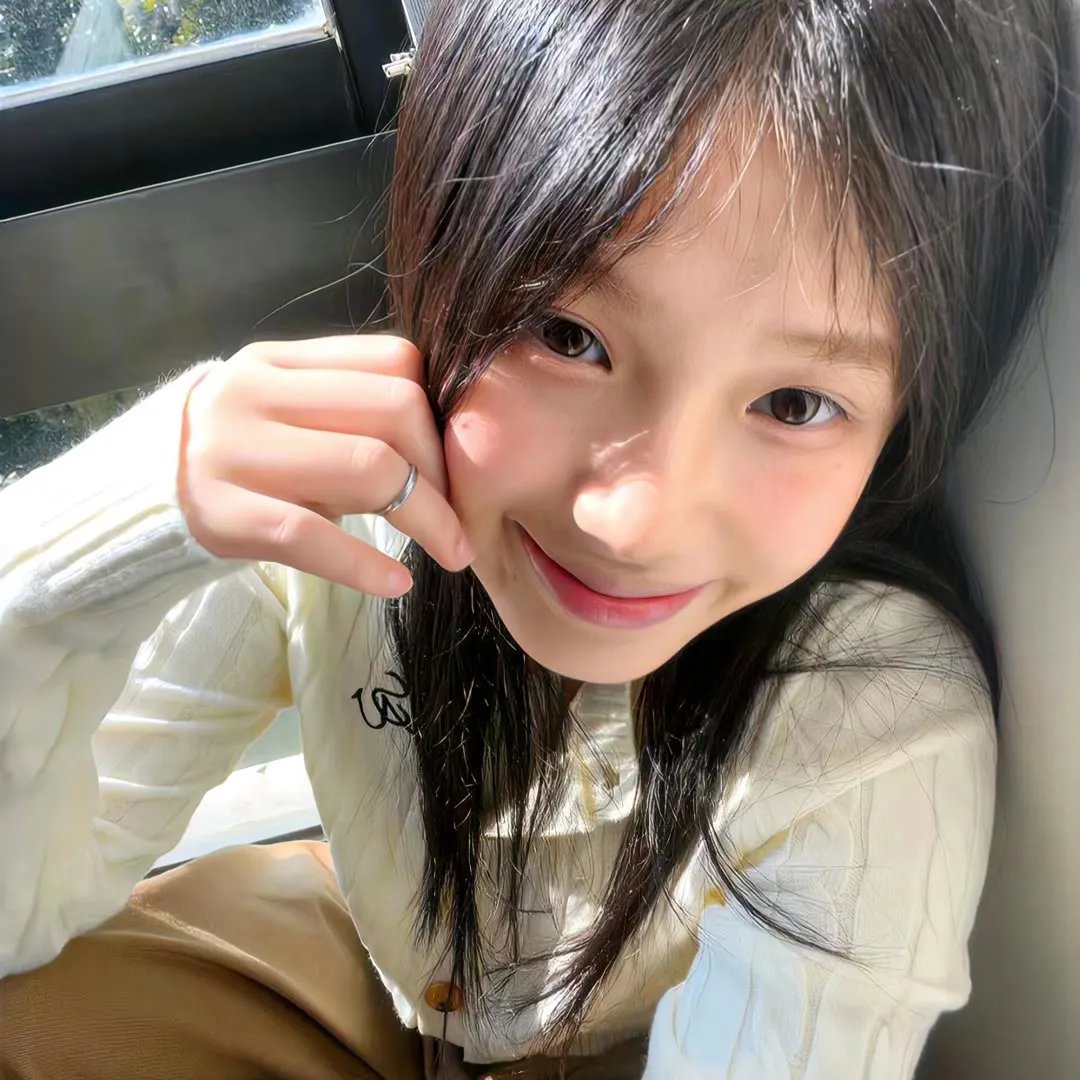 皮裘大衣女人
